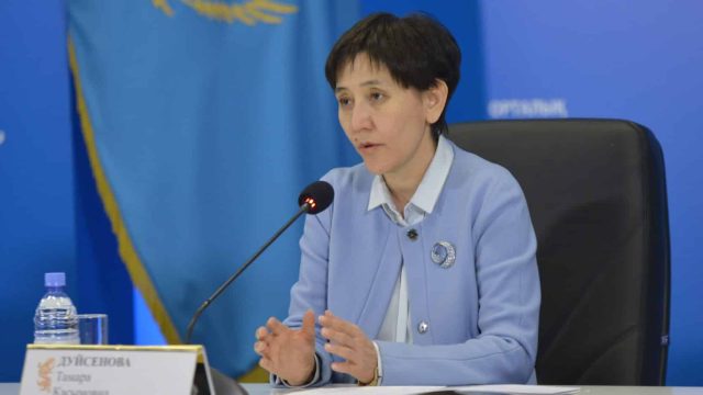 «Еңбек нарығына әсері жоқ»: Министр ресейліктердің келуі туралы