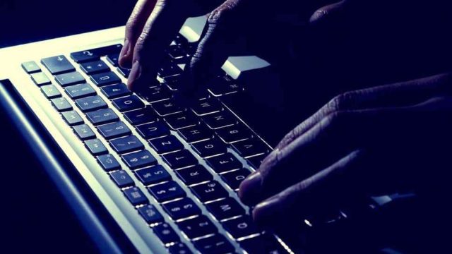 Сайтта пікір қалдыру үшін SMS хабарлама арқылы тіркелу қажет