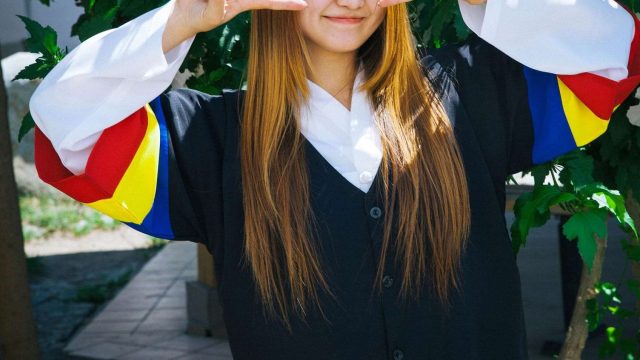 13 жасында шетелге жалғыз шыққан қыз Қазақстандағы бизнесін қалай жүргізді?