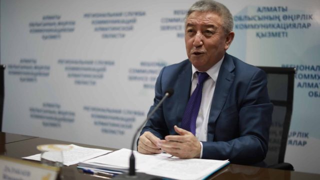 Жамбыл ауданының әкімі Жандарбек Далабаев: ауыл шарушылығын дамыту керек