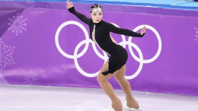 Олимпиада-2018: Айза Мамбекова мәнерлеп сырғанаудан өнер көрсетті
