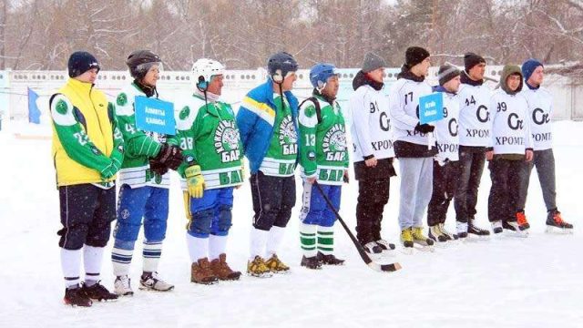 Өскеменде допты хоккейден Қазақстан чемпионаты басталды