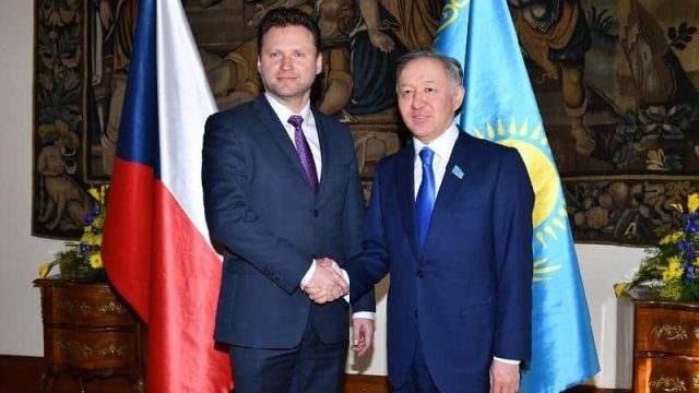 Нұрлан Нығматулин Чех Парламенті палаталарының басшыларымен кездесті