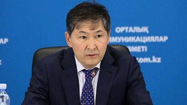 Ерлан Сағадиев: Білім саласына бюджеттен бөлінетін қаржы жетпей жатыр