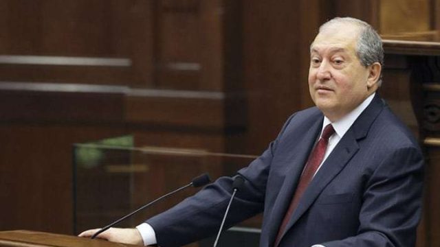 Армения президенті Армен Саркисян коронавирус жұқтырды