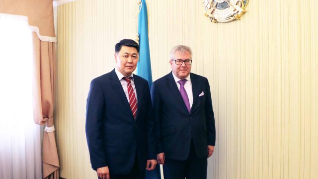 Берік Арын Еуропалық парламент делегациясының өкілдерімен кездесті