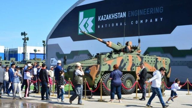 Бүгін KADEX-2018 қару-жарақ пен әскери теxника көрмесі ашық