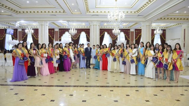 Атырауда 388 колледж түлегі үздік дипломын қолға алды