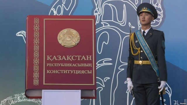 Конституция мәтінін түзету неге ұзаққа созылды?