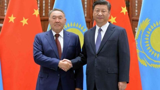 Елбасы Қытайға сапары барысында 40 құжатқа қол қойды
