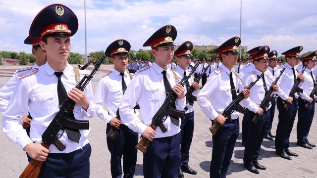 Президент жарлығы: 1 қазанда полицейлерді аттестаттау басталады