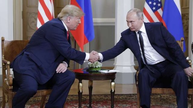 Путин мен Трамп Украина мәселесін телефон арқылы талқылады