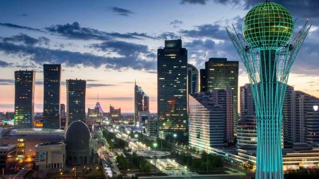 Парламент Қазақстан астанасы атауын өзгертуді қолдады