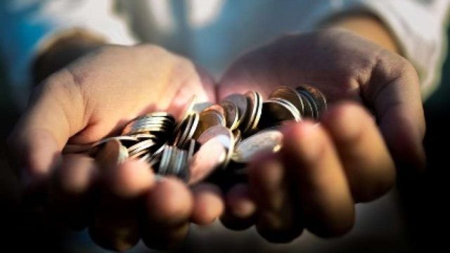 Садақа дегеніміз не және оны не үшін беру керек?