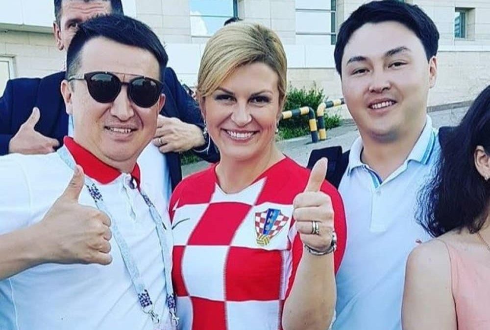Қазақстандық жанкүйерлер және Хорватия президенті Колинда Грабар
