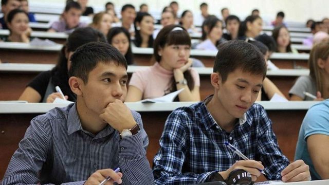 Ауыл квотасымен жоғары білім алғандар мемлекетке 1,2 миллиард теңге қарыз