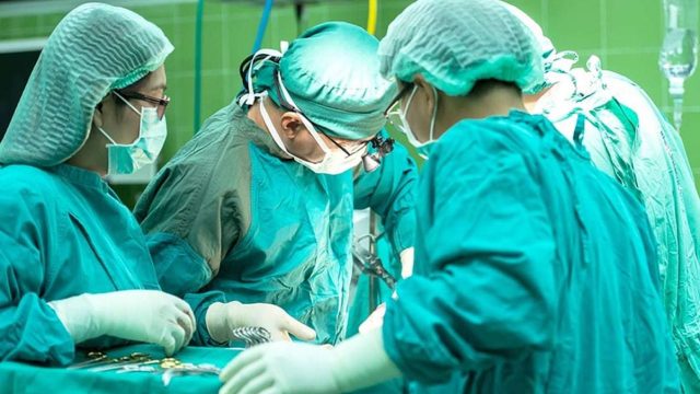 Қазақстанда алғаш рет жасанды жүрек донор жүрегімен алмастырылды