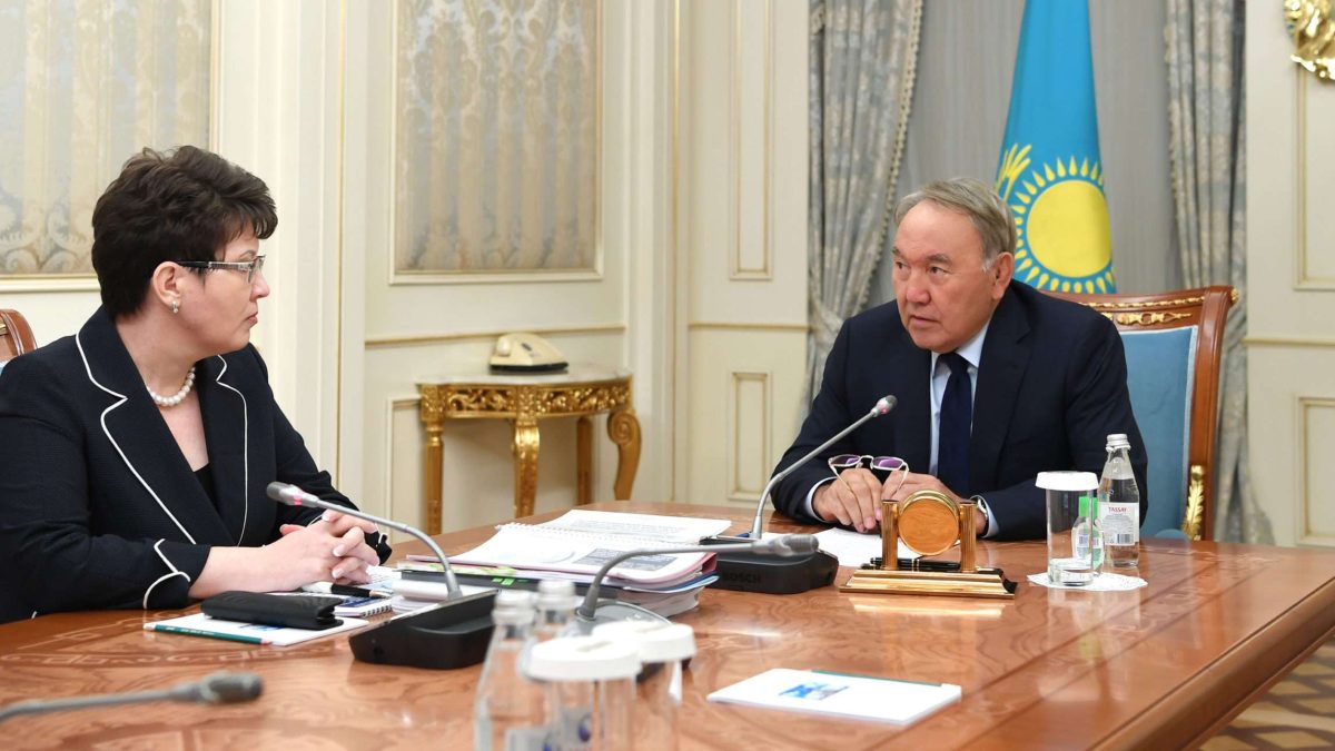 Назарбаев Годунова