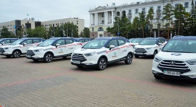 Қазақстанда жүргізуші болмайтын таксилер жолға шығады
