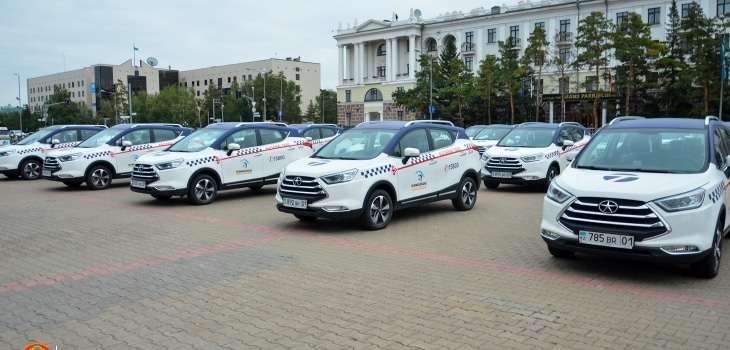 Қазақстанда жүргізуші болмайтын таксилер жолға шығады