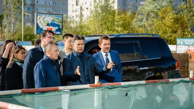 Бақыт Сұлтанов Астанадағы ірі құрылыс алаңдарын аралады