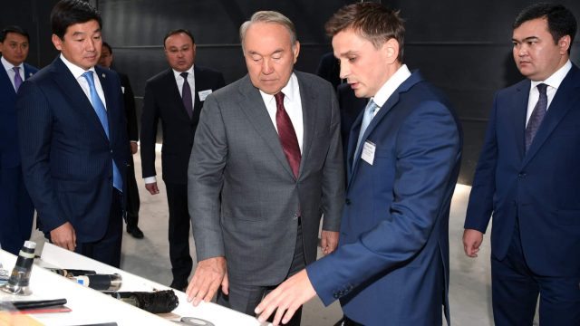 Президент Алматының өнеркәсіп орындарында болды