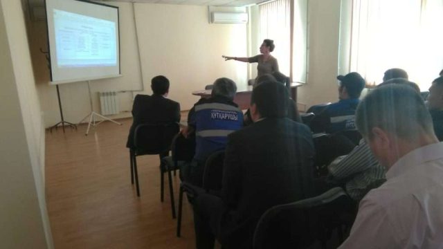 Метро қызметкерлері терроризмнен қорғану жолдарын үйренді