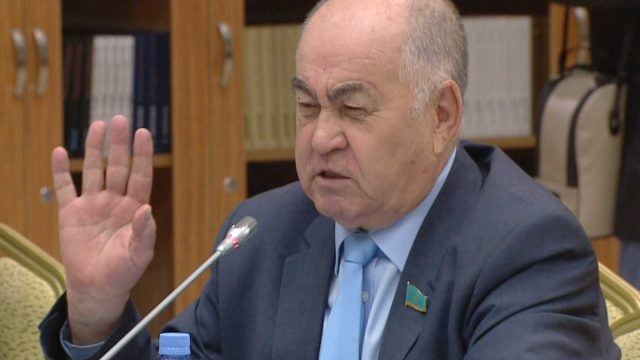 Владислав Косарев парламенттік фракция жетекшісі қызметінен босады