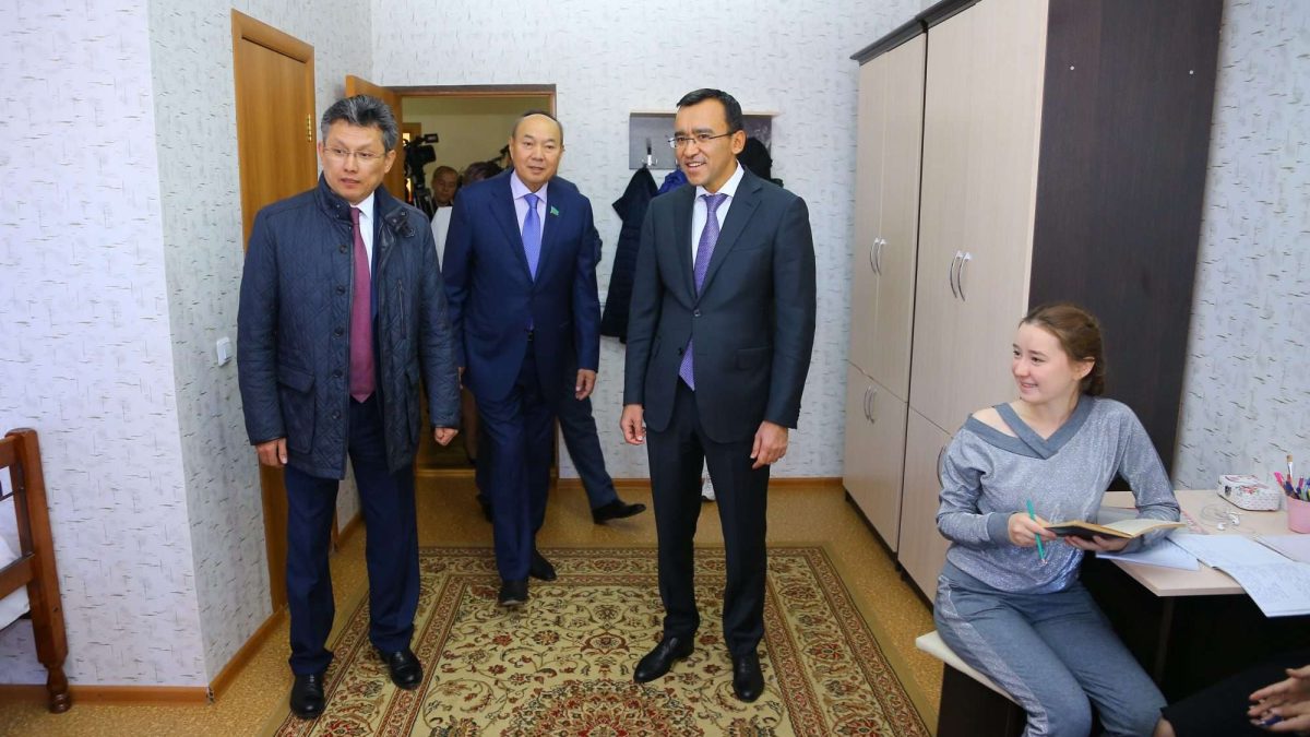 Мәулен Әшімбаев
