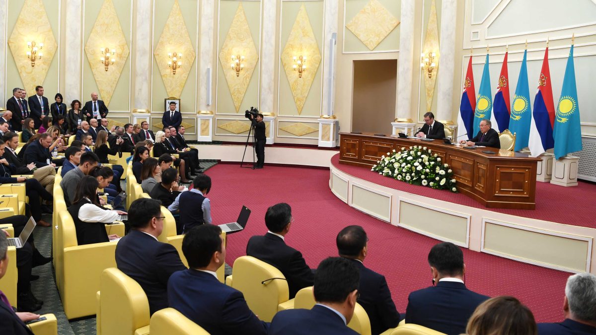 Александр Вучич пен Нұрсұлтан Назарбаев