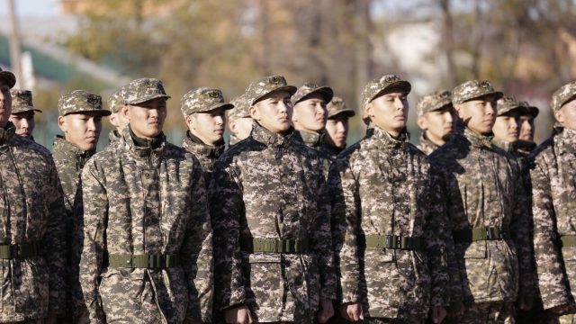 Қорғаныс министрлігі әскерде суицидтің алдын алу жолын айтты