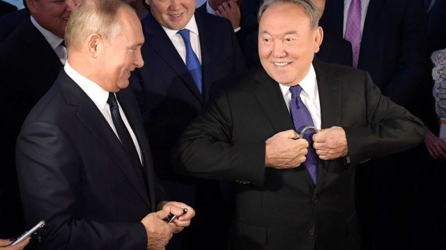 Нұрсұлтан Назарбаев: Өзара көрші елдер Қазақстан мен Ресейдей тату болуы керек