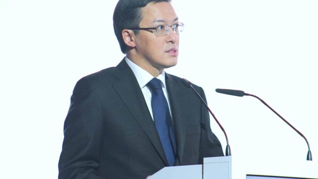 Данияр Ақышев банк секторын жаңа жағдайларға бейімдеу туралы айтты