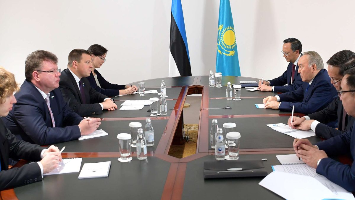 Нұрсұлтан Назарбаев пен Юри Ратас
