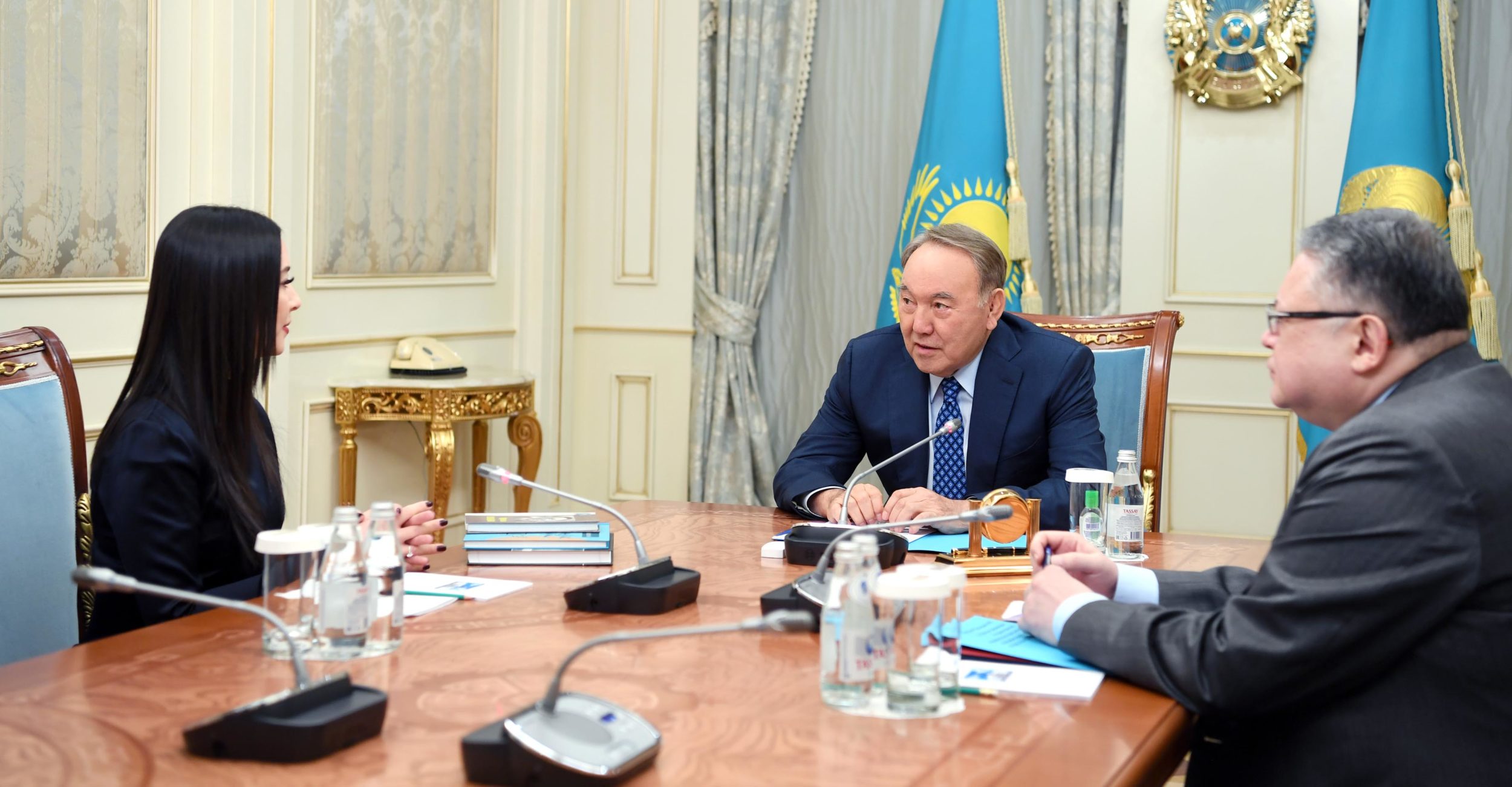 Нұрсұлтан Назарбаев Дінзухра Тілендиева Нұрсұлтан Назарбаев Дінзухра Тілендиева