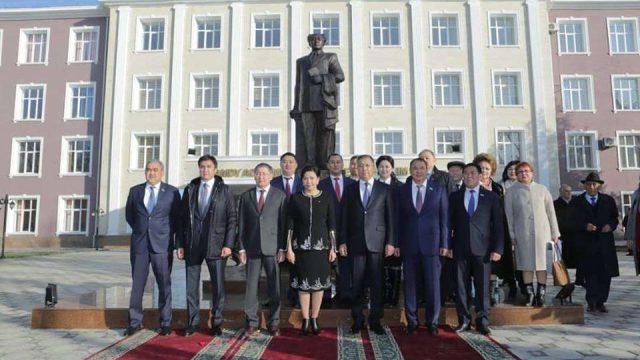 Ұлы жазушы атындағы мемлекеттік университеттің құрылғанына — 75 жыл