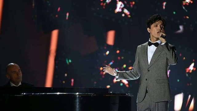 Димаш Құдайберген «Песня года» фестивалінде көрермен ықыласына бөленді