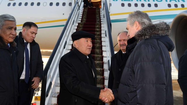Нұрсұлтан Назарбаев Санкт-Петербургте жүр