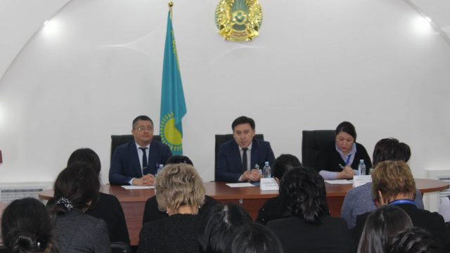 Болашақ мемлекеттік қызметшілердің қабілет-дағдысына баса назар аударылады