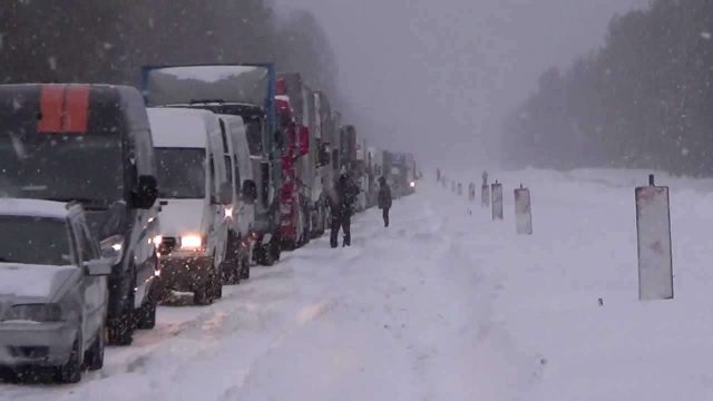 Үкімет басшысы көлік жолдарында қауіпсіздікті күшейтуді тапсырды