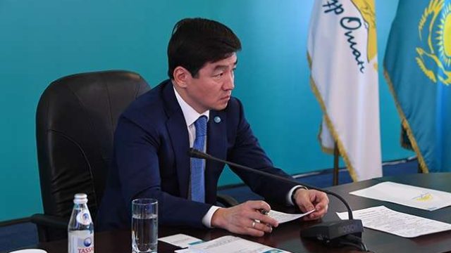Бауыржан Байбек негізсіз шығындардан арылуды ұсынды