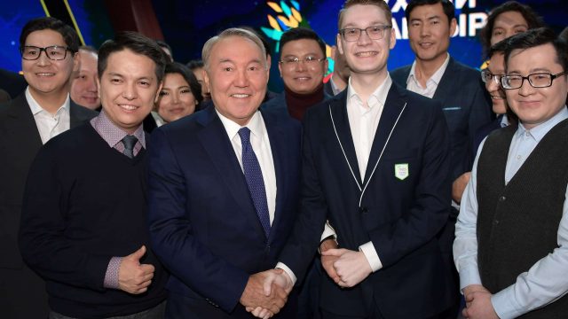 Нұрсұлтан Назарбаев «100 жаңа есім» жобасы жайлы: Біз армандай білуге тиіспіз