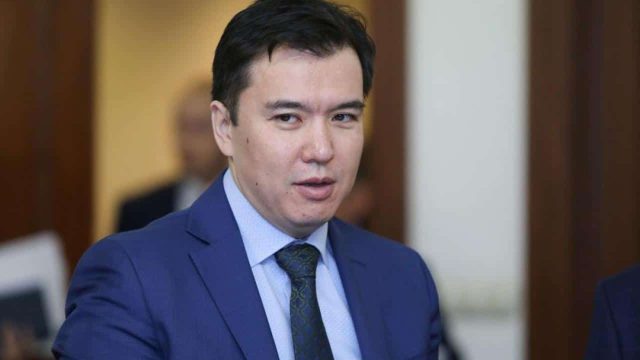 Руслан Дәленов БАҚ өкілдеріне құрметпен қарайтынын айтты