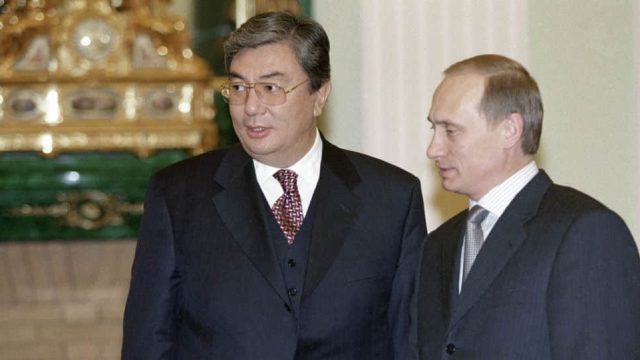 Владимир Путин Қасым-Жомарт Тоқаевты Президент болуымен құттықтады