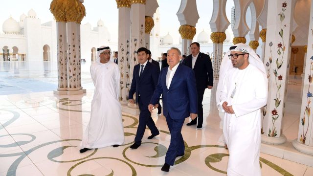 Нұрсұлтан Назарбаев Біріккен Араб Әмірліктеріне барды