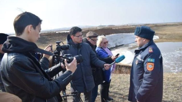 Көкшетауда су тасқыны 600-ден астам үйге қауіп төндіріп тұр