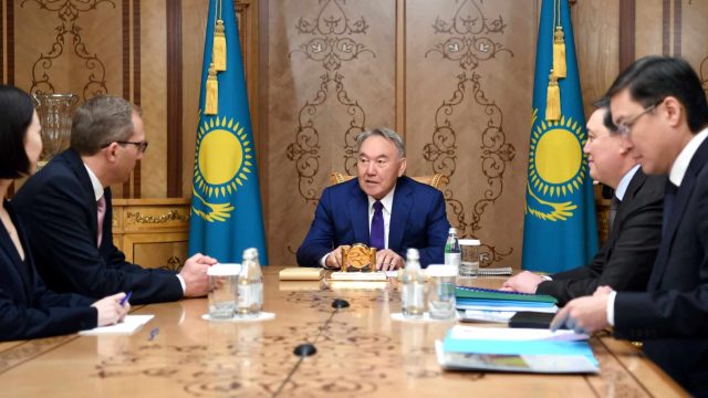 Нұрсұлтан Назарбаев Alstom компаниясының басшысымен кездесті