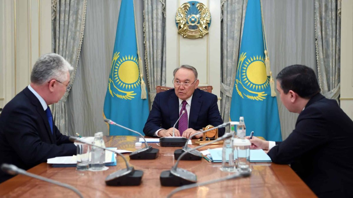 Нұрсұлтан Назарбаев Бейбіт Атамқұловты қабылдады