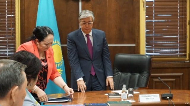 Қасым-Жомарт Тоқаев мемлекеттік тіл емтиханынан сүрінбей өтті