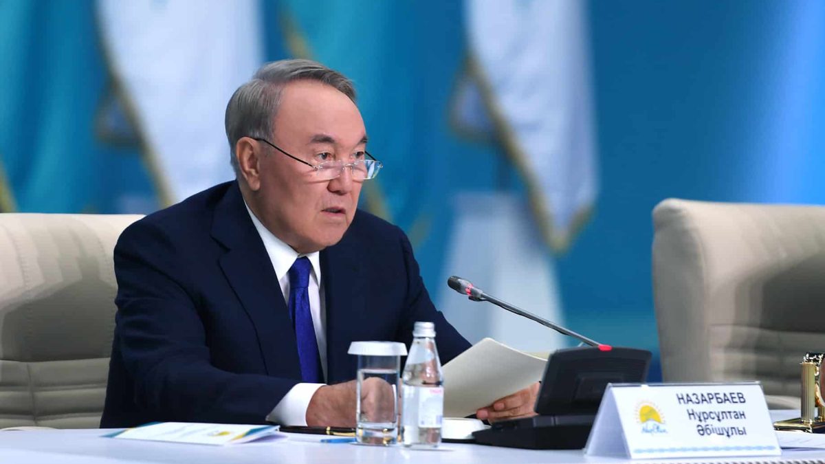 Нұрсұлтан Назарбаев Nur Otan партиясының кезектен тыс ХІХ съезінде